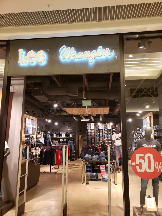 lee wrangler outlet store