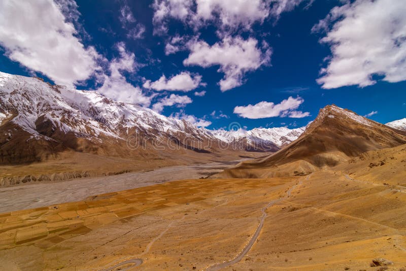 3,205 Cold Desert Mountain Valley Stock Photos - Free & Royalty-Free Stock Photos from Dreamstime 3,205 Cold Desert Mountain Valley Stock Photos - Free & Royalty-Free Stock Photos from Dreamstime
