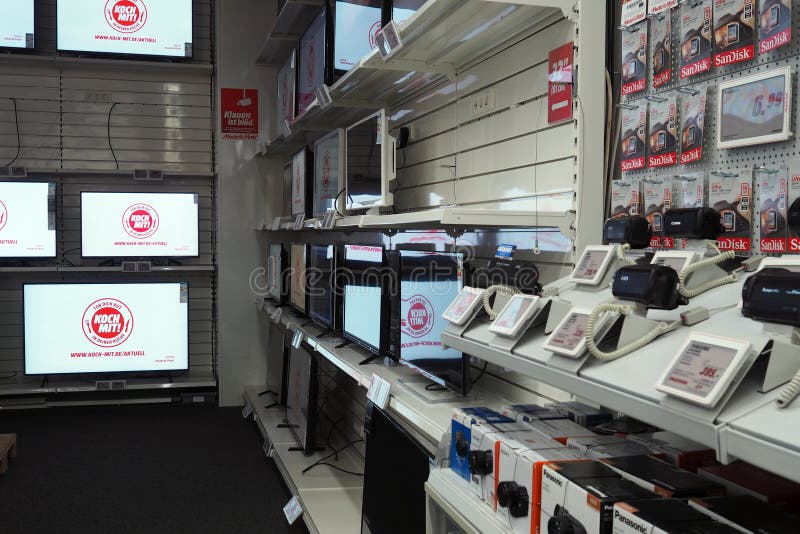 Photos at MediaMarkt - Electronics Store in Güvenevler