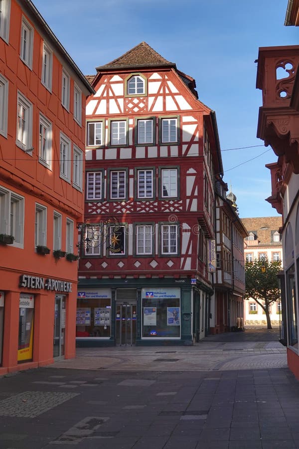 Picture shows a view of the old streets of Neustadt an der Weinstrasse in Rheinland-Pfalz, Germany