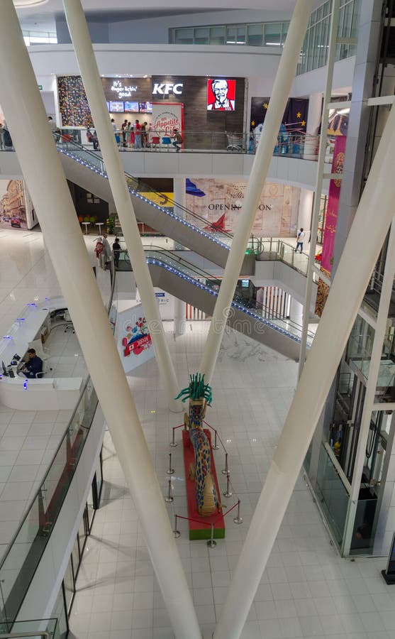 Emporium Mall, Lahore, Pakistan Editorial Stock Image - Image of buying,  lahore: 92434154