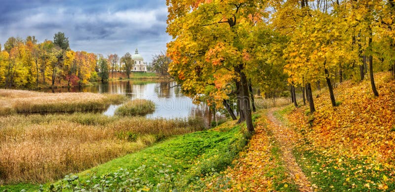 View of the palace in the city of Lomonosov royalty free stock images View of the palace in the city of Lomonosov royalty free stock images
