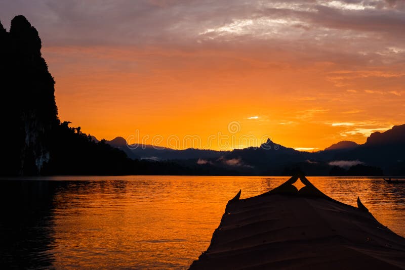 Rajjaprabha Dam (Cheow Lan Lake) at Thailand Stock Photo - Image of