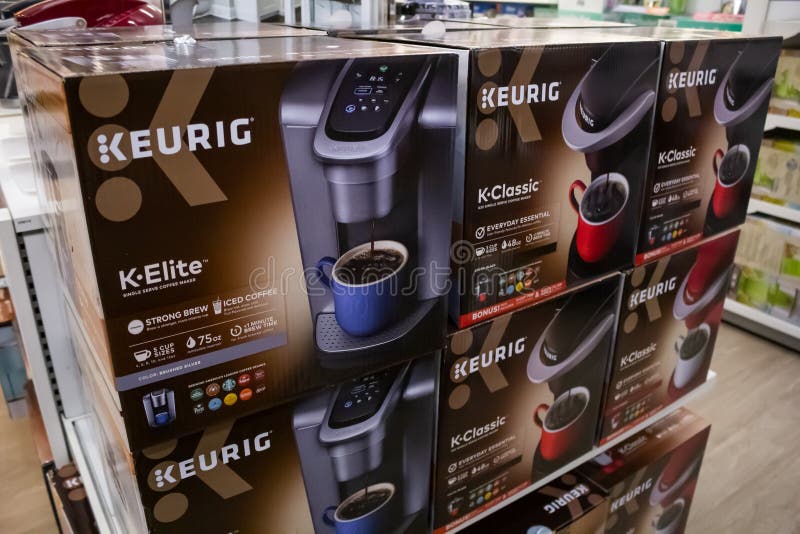 https://thumbs.dreamstime.com/b/view-several-boxes-keurig-coffee-machines-display-local-department-store-los-angeles-california-keurig-boxes-176190712.jpg