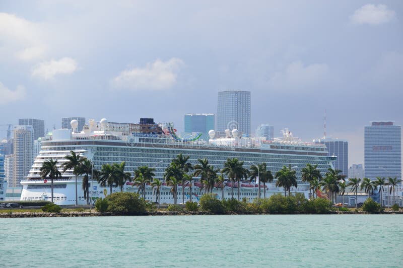 miami sightseeing cruise
