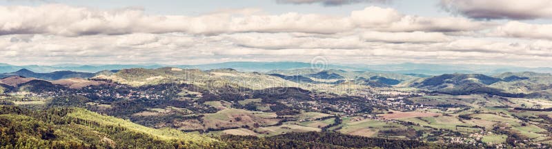 Pohled z vrchu Sitno na Štiavnické hory, starý filtr