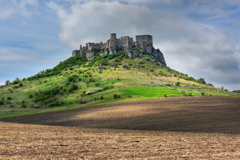Pohled na Spišský hrad na Slovensku