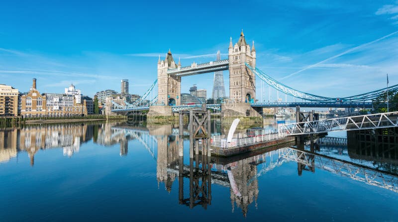 Tower Bridge at the Morning Stock Image - Image of attraction, kingdom ...