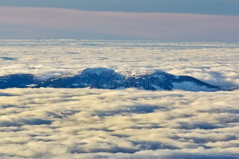 Pohľad na Nízke Tatry zo Slavkovského štítu