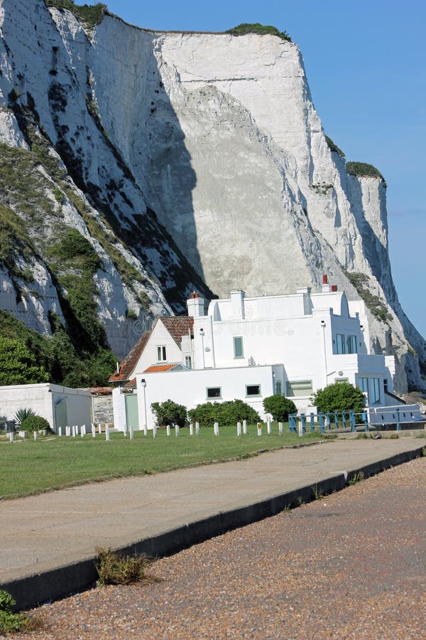 White Chalk Cliffs of Dover in South East England Stock Image - Image ...