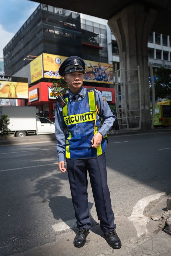 Uniforme vigilante seguridad