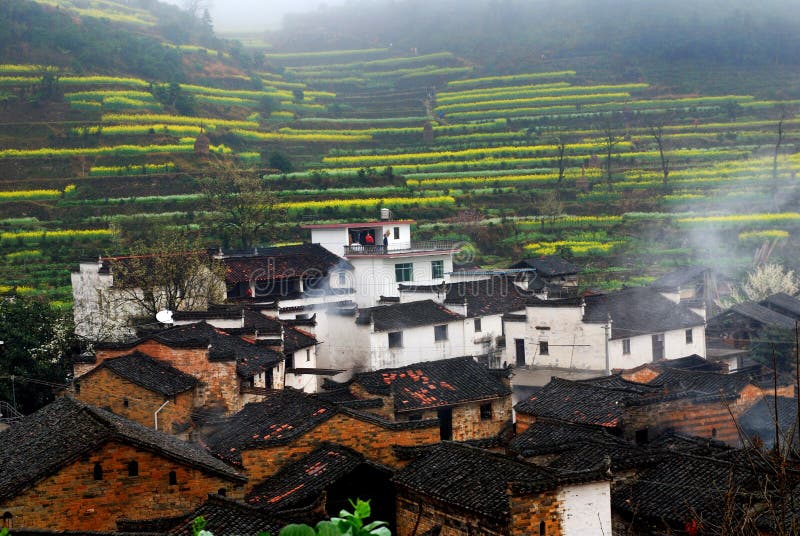 Aldeia bonita fotografia de stock royalty free