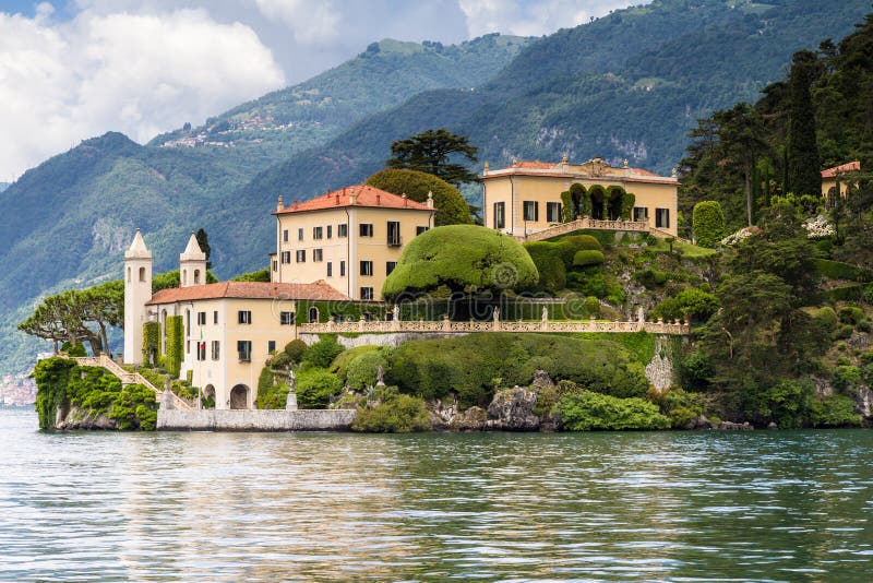Villa del Balbianello en el lago Como fotografía de archivo Villa del Balbianello en el lago Como fotografía de archivo