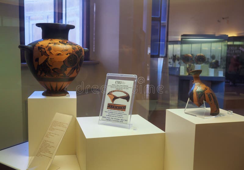 The Castellani collection in the first floor of the National Etruscan Museum of Villa Giulia in Rome, Italy. The collection of the important family of Roman goldsmiths dates from the 19th century and spaces from Etruscan ceramic, bronze, jewelry. Created in 1899, the Etruscan Museum of Villa Giulia houses works from pre-Roman Italian antiquity, especially from the Etruscan world. Among the museum’s most valuable objects are a sarcophagus from the year 520 BC, as well as several terracotta figures such as the Apollo of Veii and the image of Hercules and Apollo vying for the deer, both from 510 BC. The museum also presents a great collection of precious objects from antiquity to the 19th century. The Castellani collection in the first floor of the National Etruscan Museum of Villa Giulia in Rome, Italy. The collection of the important family of Roman goldsmiths dates from the 19th century and spaces from Etruscan ceramic, bronze, jewelry. Created in 1899, the Etruscan Museum of Villa Giulia houses works from pre-Roman Italian antiquity, especially from the Etruscan world. Among the museum’s most valuable objects are a sarcophagus from the year 520 BC, as well as several terracotta figures such as the Apollo of Veii and the image of Hercules and Apollo vying for the deer, both from 510 BC. The museum also presents a great collection of precious objects from antiquity to the 19th century.