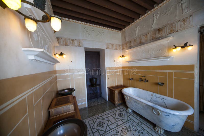 Villa Kerylos, Beaulieu surmer, Frankrike, inre och detaljer royaltyfri bild Villa Kerylos, Beaulieu surmer, Frankrike, inre och detaljer royaltyfri bild