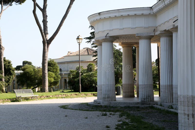 Villa Torlonia in Rome stock foto. Image of tuinen, middeleeuws - 43540748