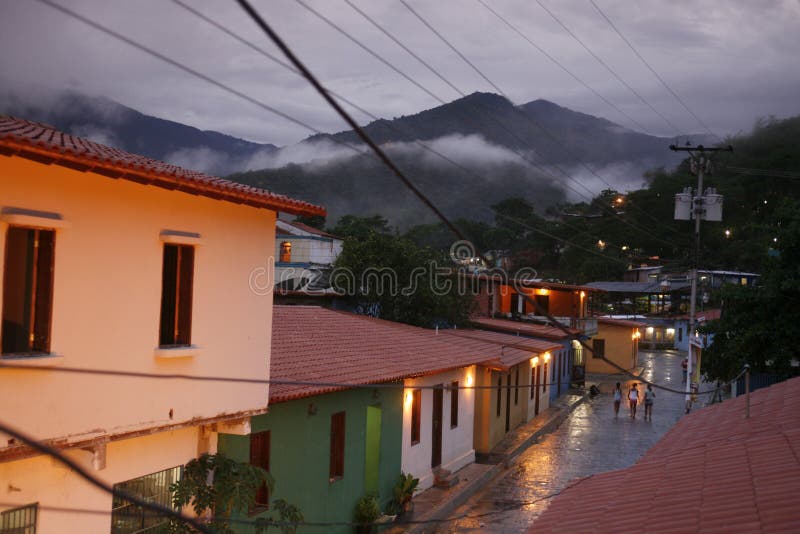 VILLAGE DE L'AMÉRIQUE DU SUD VENEZUELA CHUAO photo stock VILLAGE DE L'AMÉRIQUE DU SUD VENEZUELA CHUAO photo stock