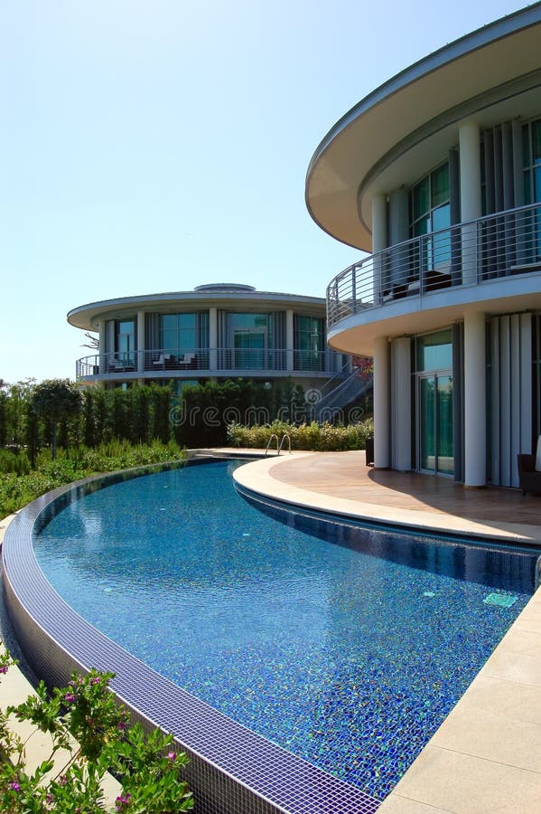 Villas modernes de vacances à l'hôtel turc image libre de droits