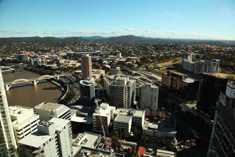 Ville de Brisbane de vue aérienne et passerelle gaie de William images stock Ville de Brisbane de vue aérienne et passerelle gaie de William images stock