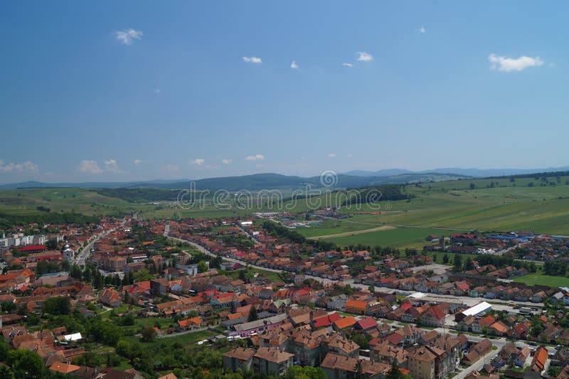 Ville de Rupea de panorama en Transylvanie, Brasov, Roumanie - vue de forteresse de Rupea images libres de droits Ville de Rupea de panorama en Transylvanie, Brasov, Roumanie - vue de forteresse de Rupea images libres de droits