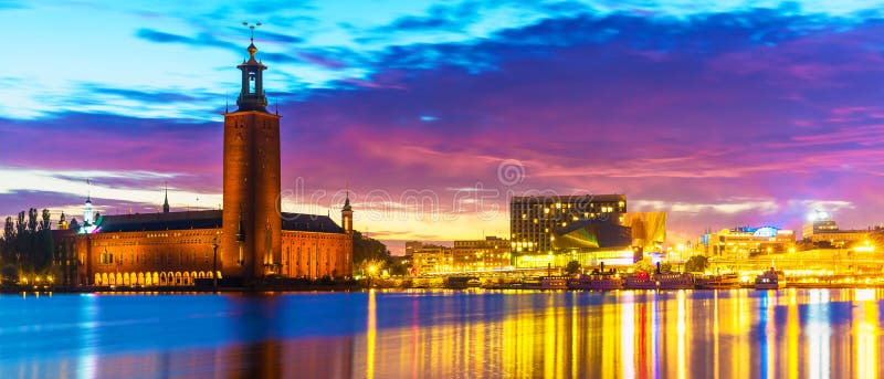 Ville hôtel à Stockholm, Suède photographie stock libre de droits Ville hôtel à Stockholm, Suède photographie stock libre de droits