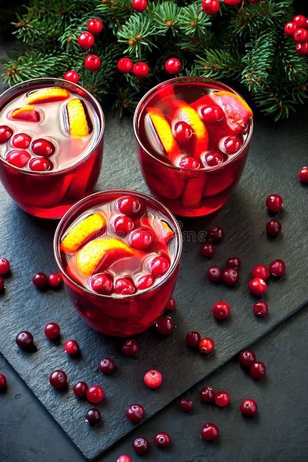 Vin rouge chauffé par Noël photographie stock Vin rouge chauffé par Noël photographie stock