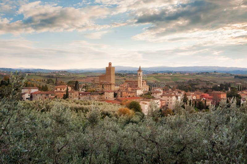 Vinci, près de Florence, est le lieu de naissance de Leonardo Da Vinci photographie stock libre de droits Vinci, près de Florence, est le lieu de naissance de Leonardo Da Vinci photographie stock libre de droits