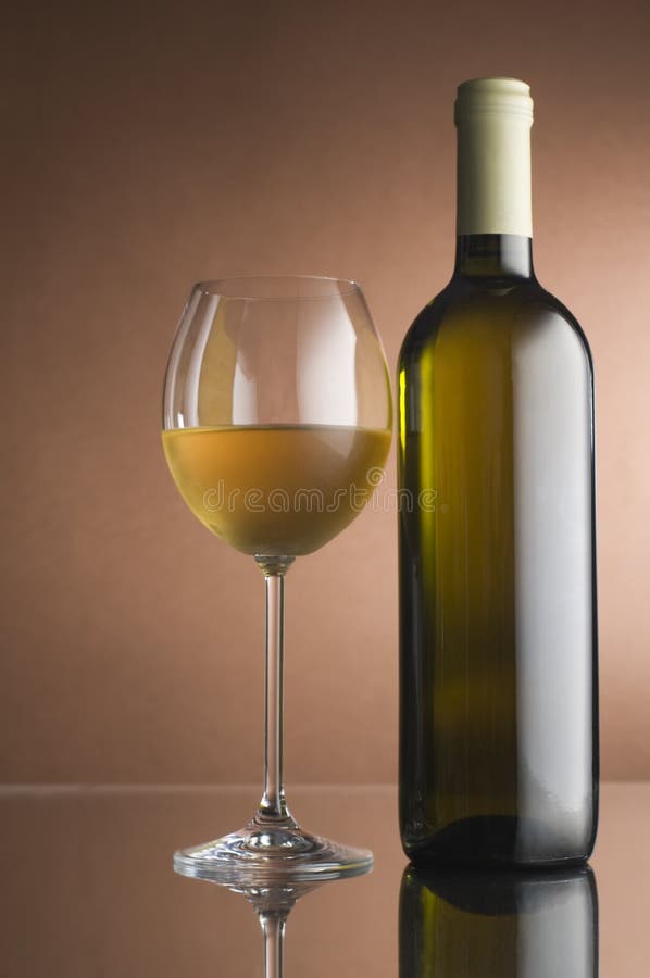 Vino blanco fotografía de archivo Vino blanco fotografía de archivo