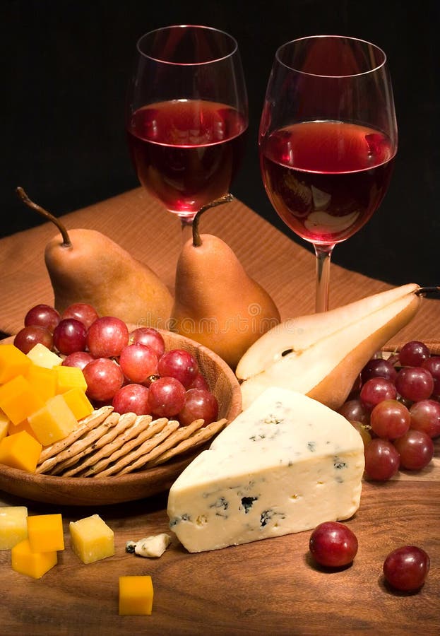 Vino e formaggio fotografie stock libere da diritti Vino e formaggio fotografie stock libere da diritti