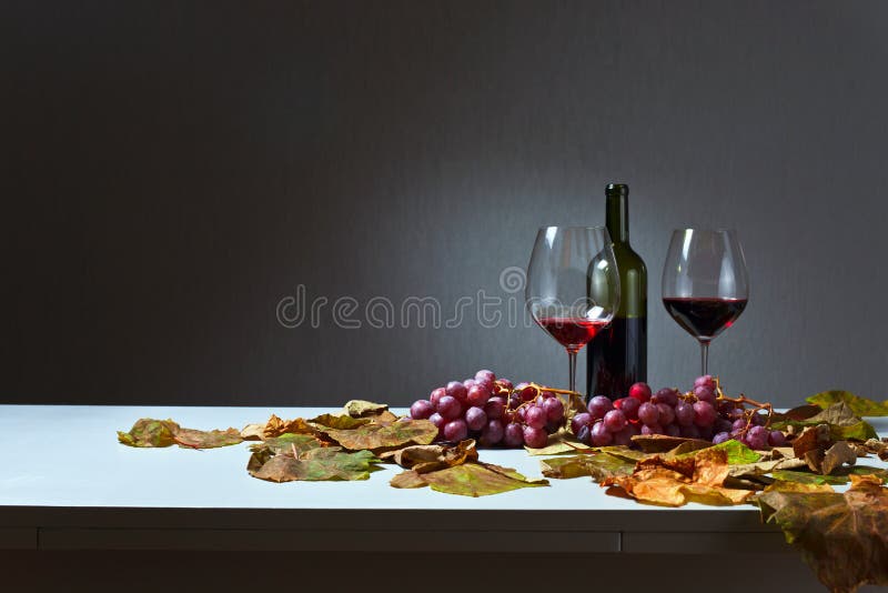 Vino inacabado imagenes de archivo Vino inacabado imagenes de archivo