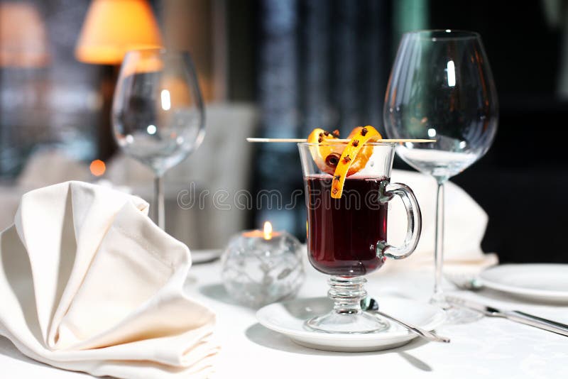 Vino sciupato fotografia stock Vino sciupato fotografia stock