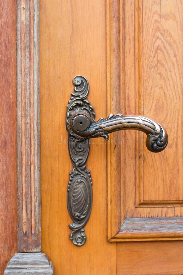 Vintage Antique Door Handle on the Old Wooden Door, Old Door Knob Stock ...