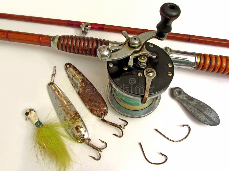 Collection Vintage Fly Fishing Rods, Reels & Lures