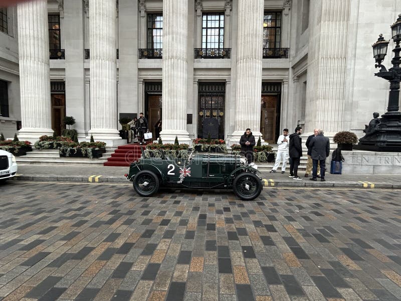 Vintage bentley car στο διαμέρισμα των τεσσάρων θερινών ξενοδοχείων στο ηνωμένο βασίλειο το 2025 στοκ εικόνες