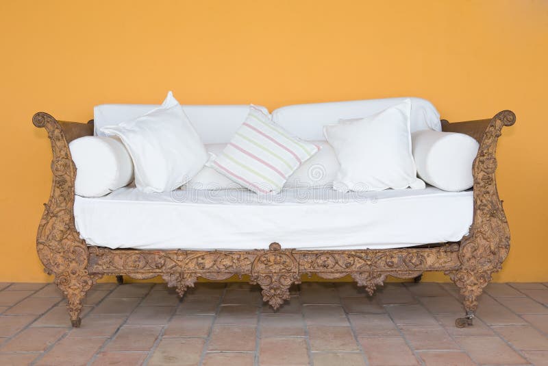 Vintage grunge iron sofa stock photo. Image of rest, iron 4506844