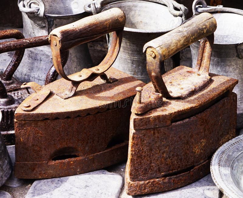 How To Identify Value Antique Sad Irons? (Guide 2023)