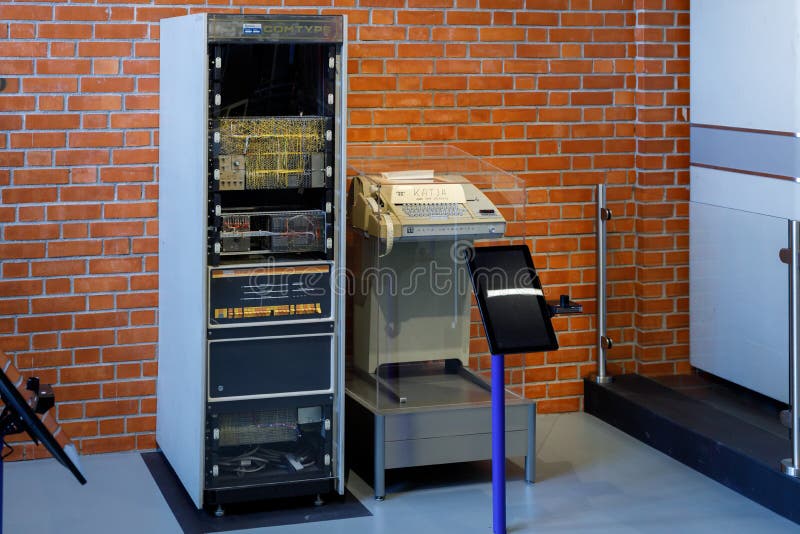 Vintage PDP-8 - the first commercially successful minicomputer