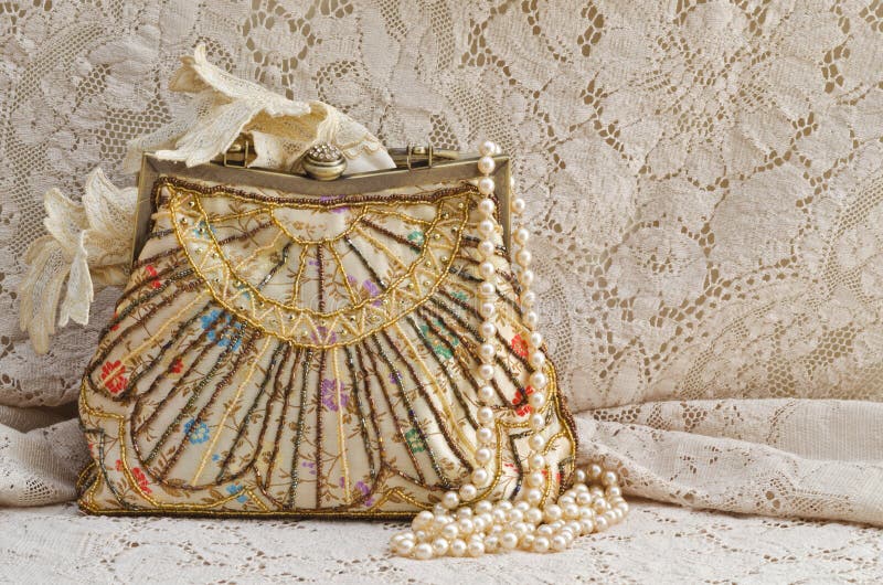 Vintage Purse and Pearls