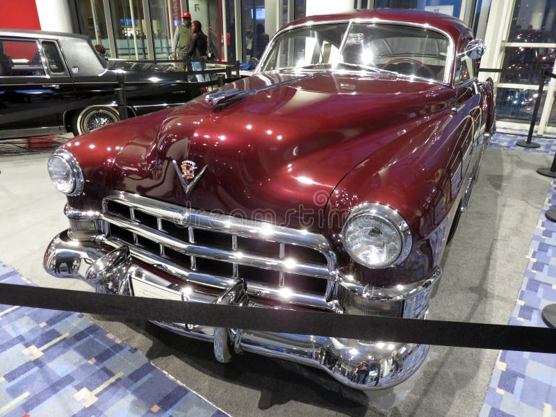 Vintage Red Cadillac na wystawie obrazy stock