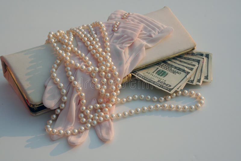 Vintage shopping money