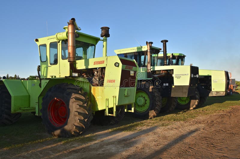 Vintage Steiger Tiger tractor royalty-vrije stock foto Vintage Steiger Tiger tractor royalty-vrije stock foto