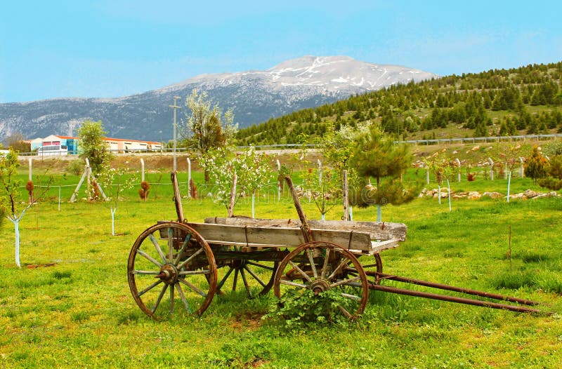 Vintage wood wagon, Turkey stock image. Image of decay 47971299
