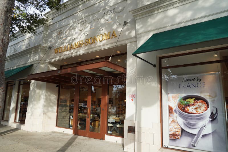 View of the kitchenware store in Downtown street in Winterk Park florida. View of the kitchenware store in Downtown street in Winterk Park florida