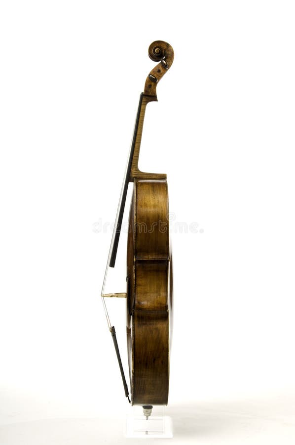 Cello made in the 1700. Cello made in the 1700