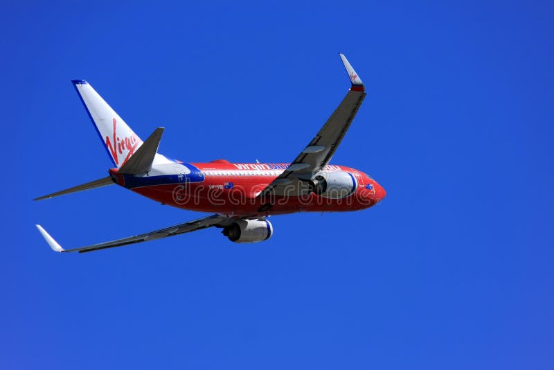 Virgin Blue Boeing 737 taking off.