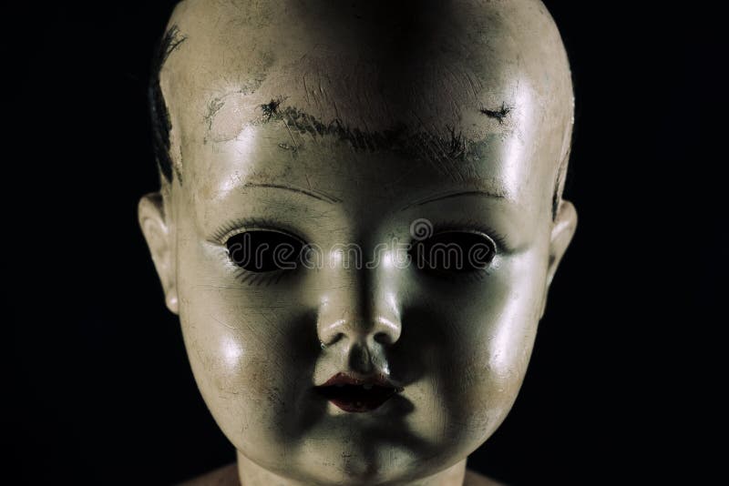 Visage effrayant de poupée photographie stock Visage effrayant de poupée photographie stock