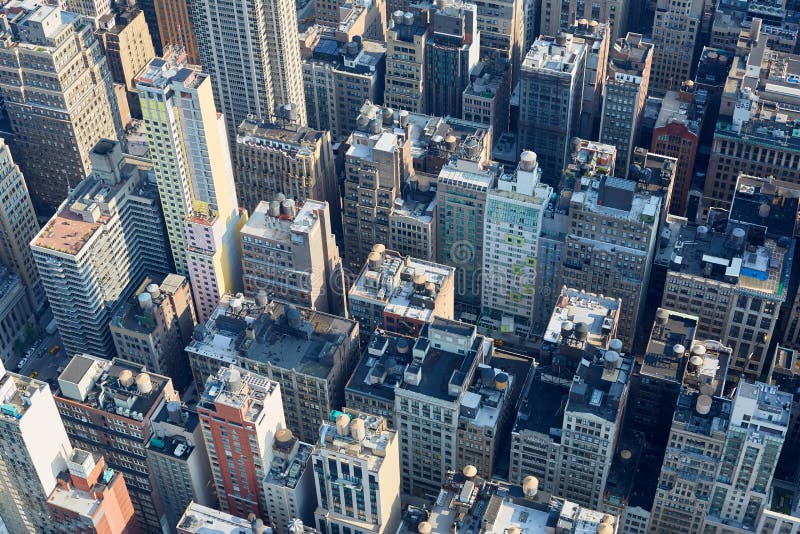 Vision claire aérienne de New York City Manhattan avec des gratte-ciel images libres de droits Vision claire aérienne de New York City Manhattan avec des gratte-ciel images libres de droits
