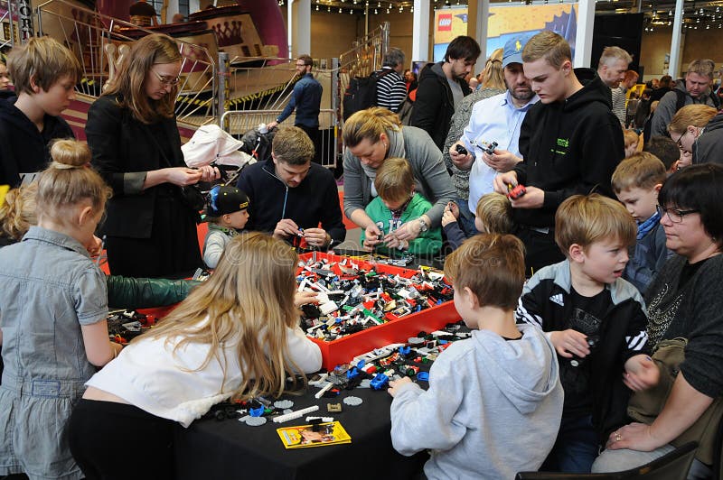 LEGO WORLD in CENTER editorial photo. Image of economy - 50136801