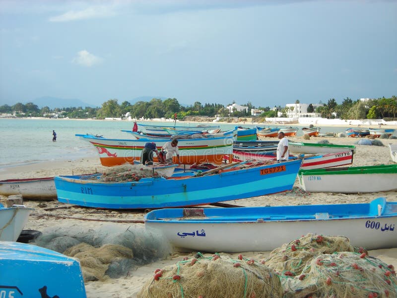 Vissers in Hammamet, Tunesië stock foto Vissers in Hammamet, Tunesië stock foto
