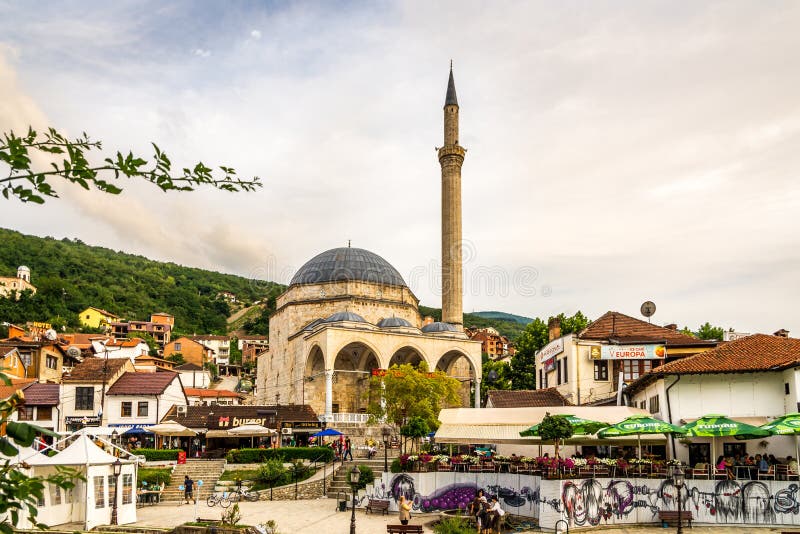 Vista Alla Moschea Di Sinan Pasha In Prizren Immagine Editoriale - Immagine di costruzione, religione: 43356630